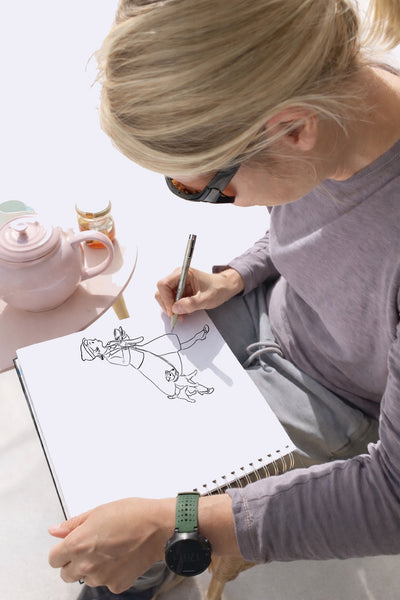 Handillustriert Jedes Design entsteht von Hand – mit viel Gefühl für Linie und Detail.